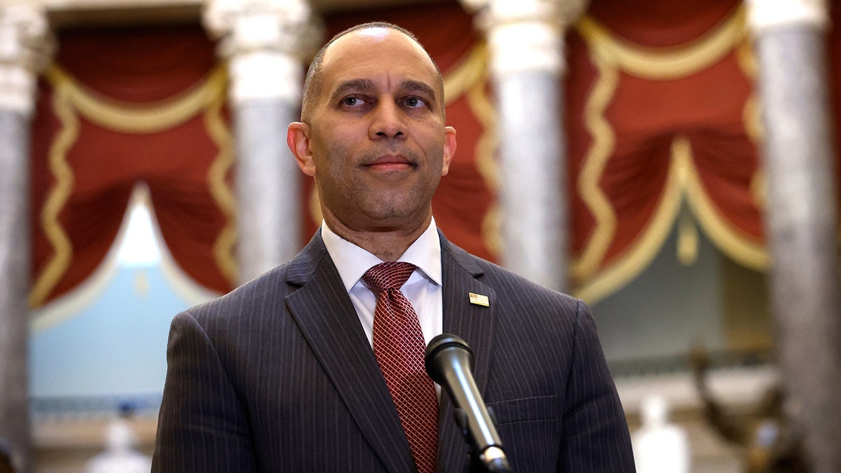 hakeem-jeffries-vote hakeem-jeffries-vote