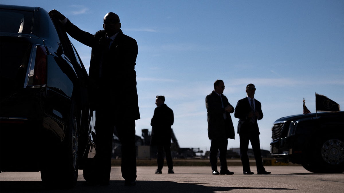 secret-service secret-service