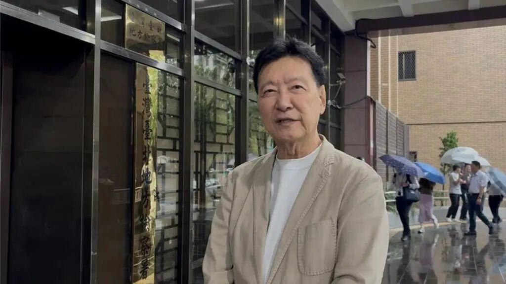 b6471606a66260d53f4dfc2782956b8e